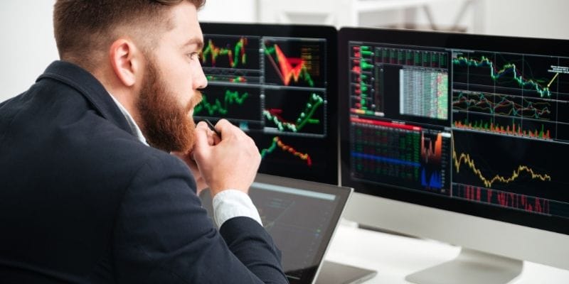 O Mercado Financeiro: Entre a Volatilidade e a Responsabilidade Social